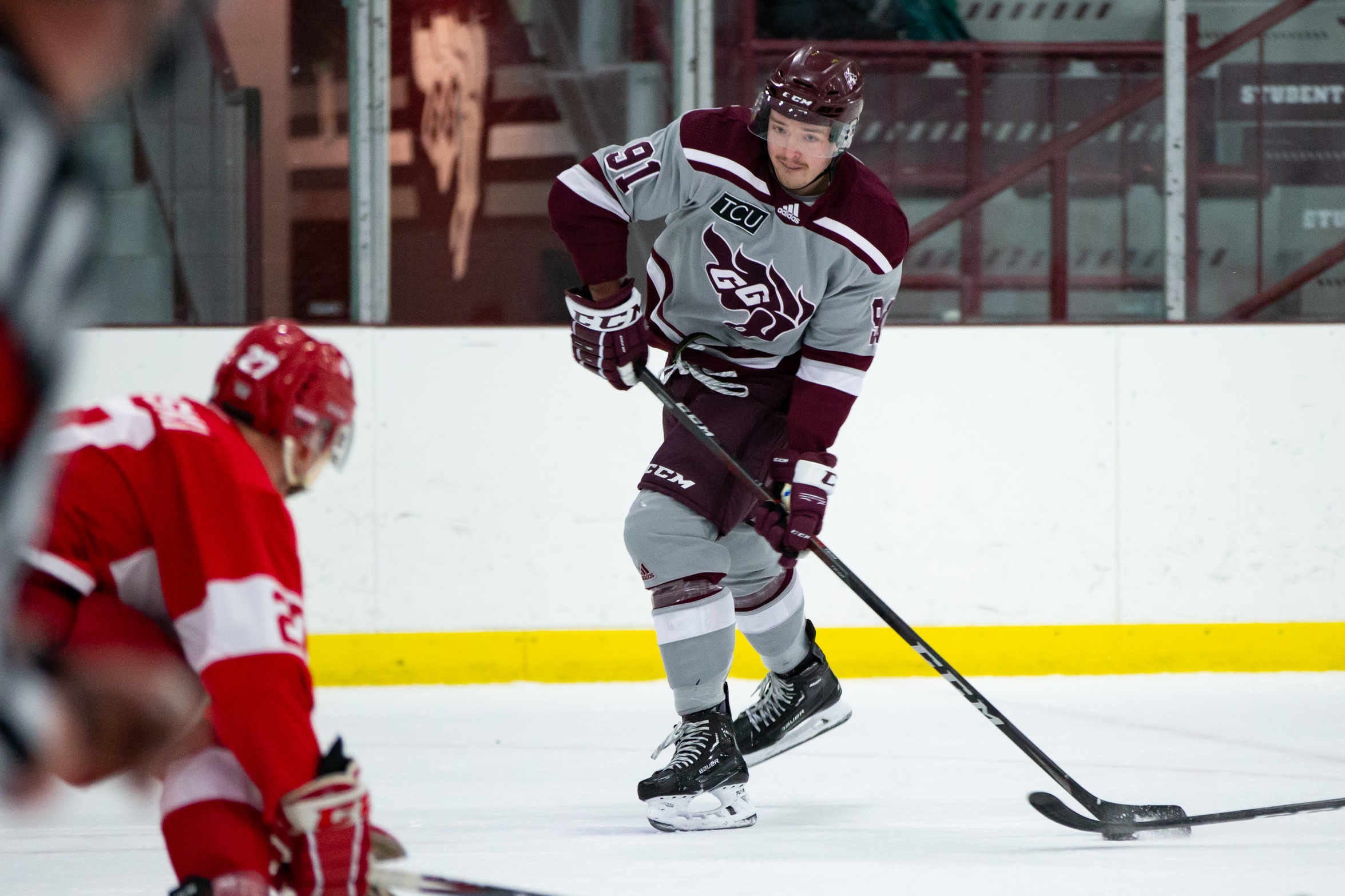 RECAP: Men&rsquo;s hockey sweeps weekend homestand against RMC, Queen&rsquo;s