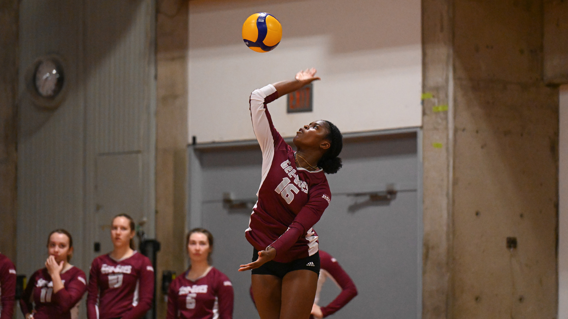 RECAP: Gee-Gees fall to Carabins at home